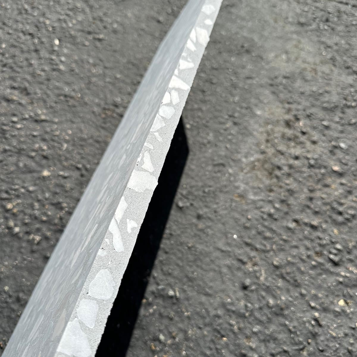 Concrete Collaborative | Venice Acier Large Marble Chip 36x12