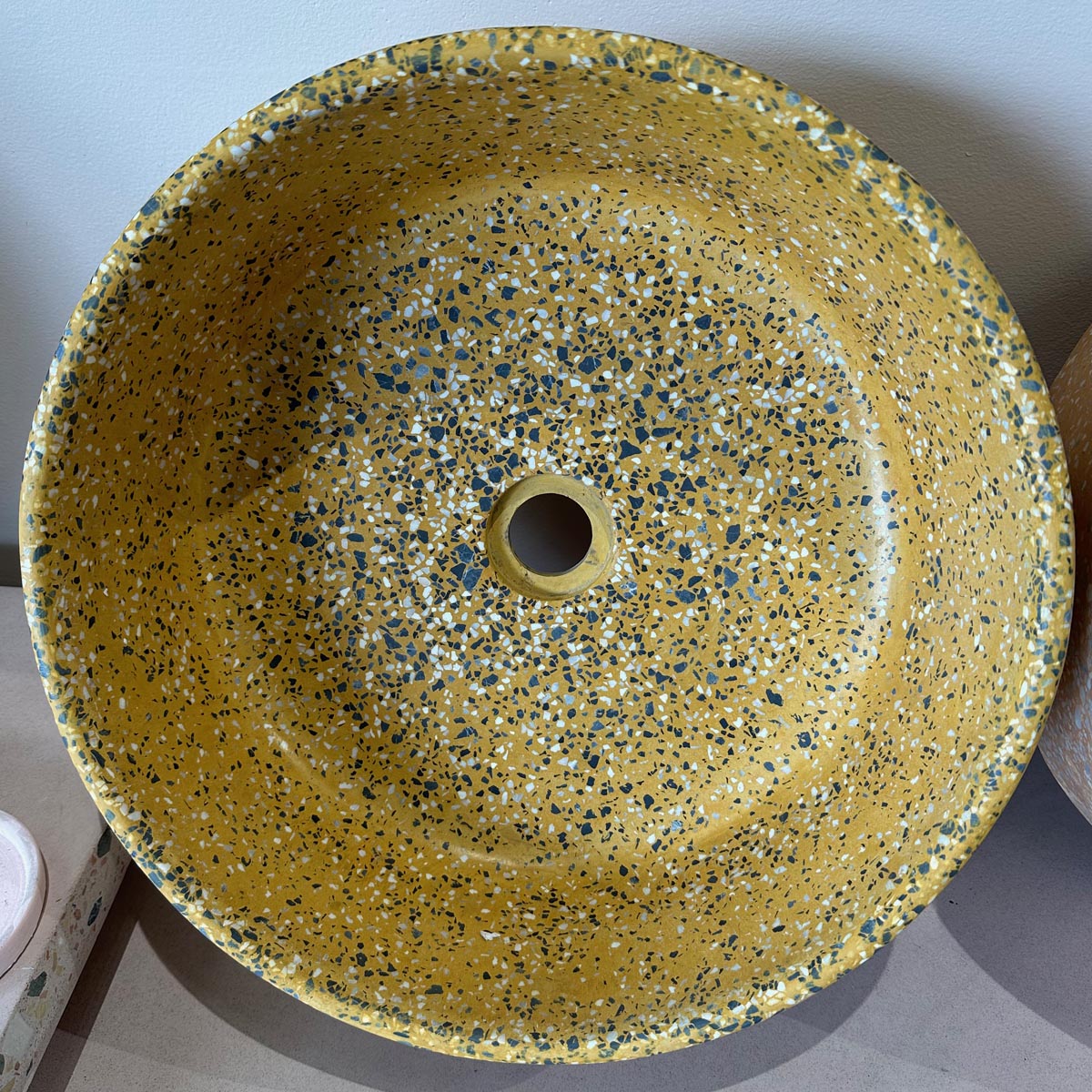 Concrete Collaborative | Concrete Terrazzo Round Sink in Acacia, Dark Chip